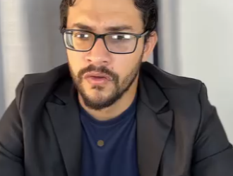 D1000007 Amiga tenta incriminar colega no trabalho part2