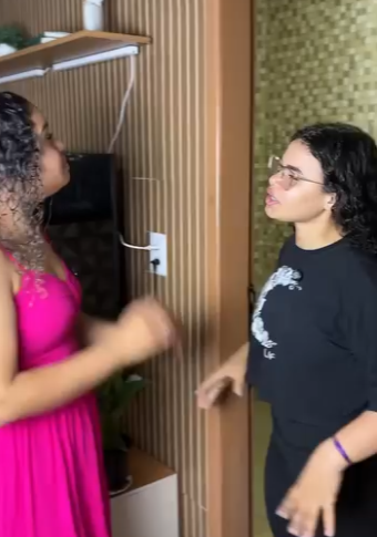 D1000002 Filha até tentou esconder a gravidez mas não deu muito certo part2