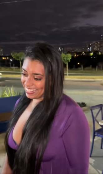 D2000007 Graças um sutiã, esta senhora descobriu traiçã part2