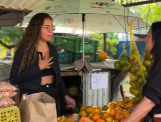 D2000014 Por querer ser esperta, comprou nego cio de uma part2