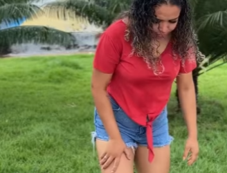 D1000006 Ela precisava do dinheiro para o tratamento da sua mãe e ele a salvou part2