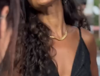 D2000004 Milionário descobre que essa velhinha de rua sua part2