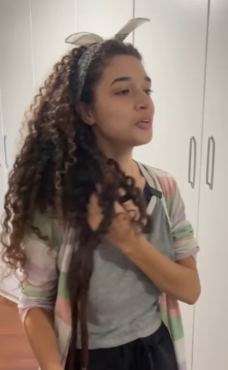 D2000001 Ela abandonou igreja sua familia sofre as cons part2