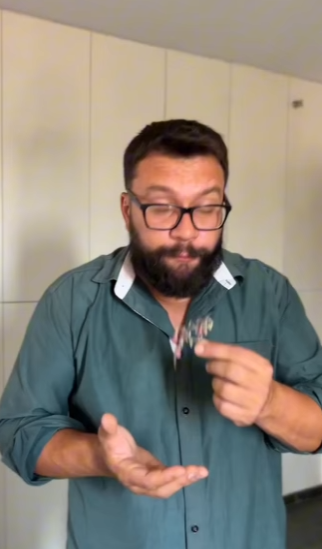 D2000003 Ela queria surpreender namorado pelo seu anivers part2