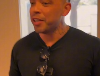 D2000003 Pai milionário finge part2