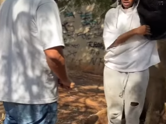 D2000001 Desconfiado, ele instalou um GPS mas que part2