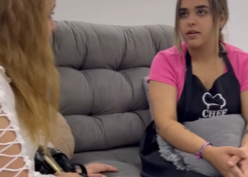 D0100004 Uma mãe encontra seu filho tr4ind0 sua nora na bei part2