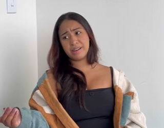 D0400011 Ela não tinha máquina de lavar em casa depois le part2