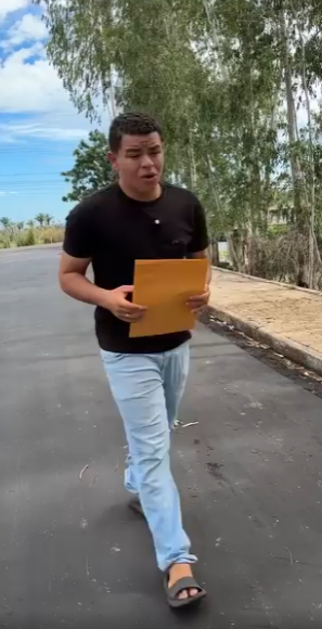 D1000004 Ele ajudou ela nem imaginava que isso fosse acontecer part2