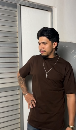 D2000001 Às vezes, quem a gente mais confia é quem mais machuca… part2