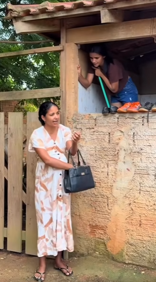 D1800007 Concorda com a atitude dela? part2