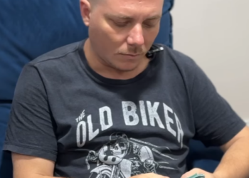 D0100010 Filho tem dinheiro, mas quando mãe precisa ele part1