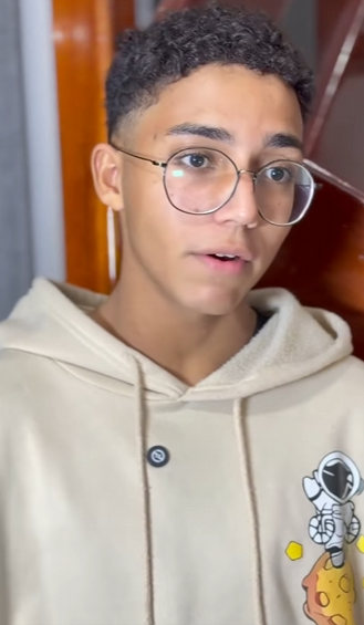 D1800012 Ele julgou antes de part2