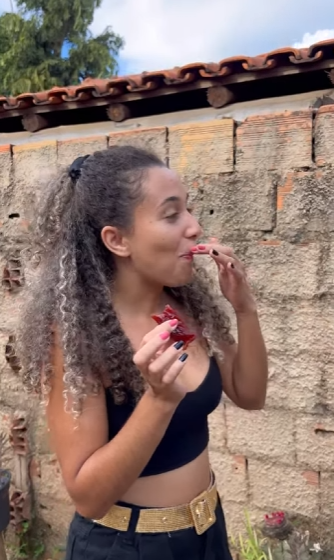 D2000004 Ela queria deixar ex marido com ciúmes tornou part2