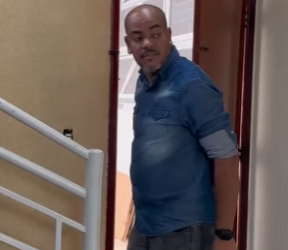 D2000012 Nunca brinque com seu marido part2