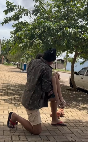 D2000011 Negligenciaram filha por causa do celular foi part2