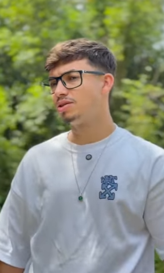 D1800003 Ela queria sair gas part2