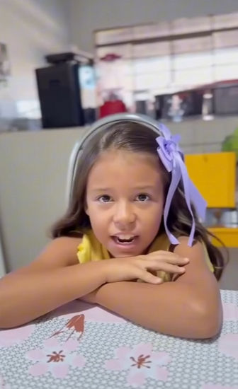 D1800005 disputa por um pedaço de bolo part2