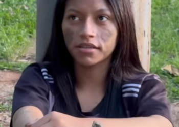 D1000005 Filha mentiu para ficar com dinheiro olha oque part2