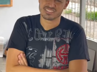 D1000003 Ela arrumou emprego pro filho olha oque ele fez part2