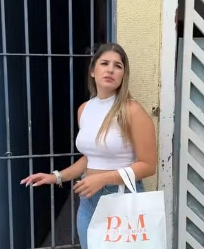 D0100006 Amizades não se compra com presentes part2