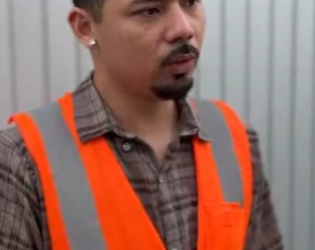 D0100005 Surpreendeu ela com um beijo para salva la… part2