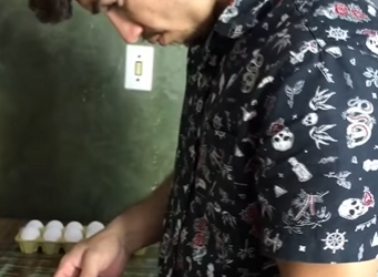 D1800003 Nunca provoque um homem casado part2