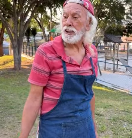 D0100015 Pegava dinheiro do pai, até receber que mereci part2