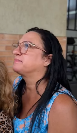 D2000008 Milionária foi salva pela bondade desses dois anj part2