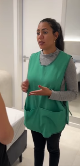 D2000007 Menina mimada tratou al avó pai lhe ensina part2