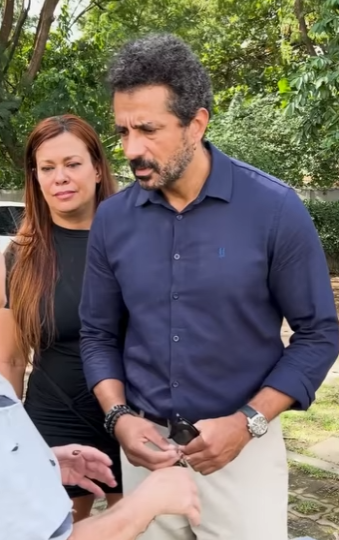 D1800007 Jovem descobre que sua MÃE é moradora de rua Olha o que ele fez! part2