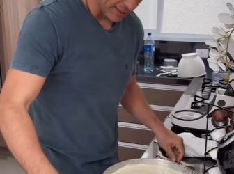 Depois que perdi meu emprego tudo mudou! Minha esposa me humilh4 mesmo com todo meu esforço part2