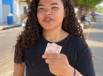 D1000012 Ela humilhOu essa humilde mulher, mas vida deu part2