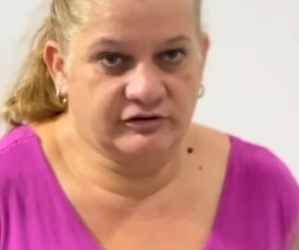 D0100008 Veja o que a mãe foi capaz de fazer com a própria filha… part2