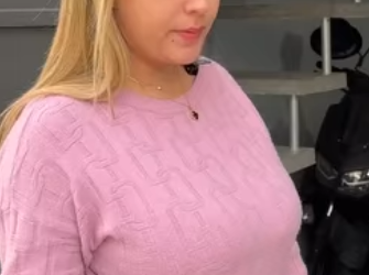 D0100003 Milionária não encontrava um amor por ser cadeiran part2