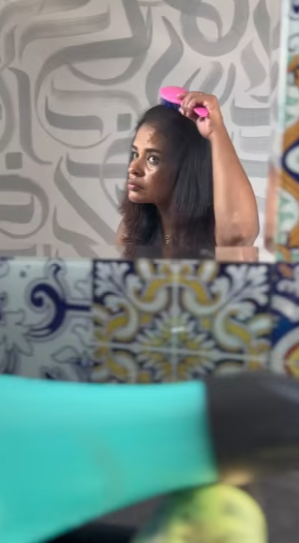 D2000002 Desprezou sua esposa por andar mal vestida, até que viu sua transformação part2