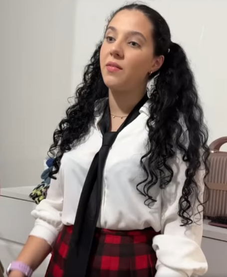 D0100007 Esposa se juntou as amantes do seu marido para descobrir sua infidelidade part2