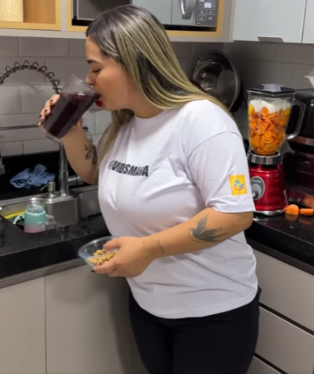 D0100002 Quem quer mais do que precisa nunca sabe o que quer part2