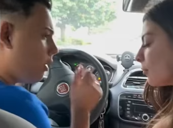 D2100002 O espelho da filha revelou as conversas da esposa com o αmαnte part2