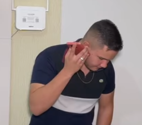 D2000005 Pedreiro pega sua esposa no flaga, com seu patrão veja no que deu part2