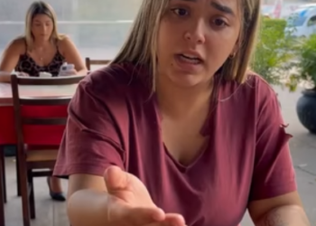 D0100001 Garota ensina uma grande lição a uma empresária part2
