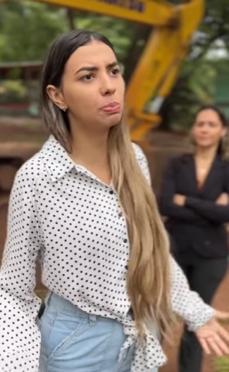 D2100006 Ele apresentou seu currículo escrito à mão porque não tinha dinheiro para imprimi lo part2