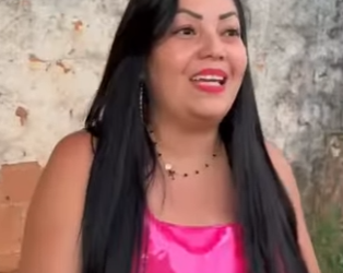 D2000004 Menina vendedora de bombons descobre que seu pai tem outra família part2