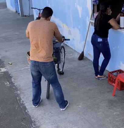 D2000001 Un Gesto Valiente de Este Hombre Cambió la Vida de un Niño part2